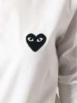 Comme Des Garçons Play 2WHITE Chemise à Logo Brodé Femme -Comme Des Garçons Play Soldes Boutique 10757558 3700364 600