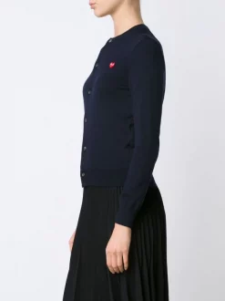 Comme Des Garçons Play Cardigan Boutonné à Logo Brodé NAVY -Comme Des Garçons Play Soldes Boutique 11347743 6430108 600