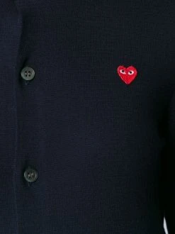 Comme Des Garçons Play Cardigan Boutonné à Logo Brodé NAVY -Comme Des Garçons Play Soldes Boutique 11347743 6430110 600