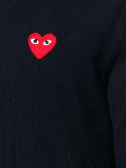 Comme Des Garçons Play Pull à Coeur Brodé NAVY -Comme Des Garçons Play Soldes Boutique 12358941 11186053 600