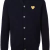 Comme Des Garçons Play NAVY Cardigan à Patch Logo Homme -Comme Des Garçons Play Soldes Boutique 13480395 15981695 600