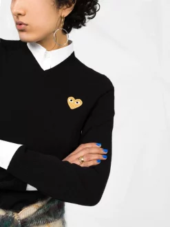 Comme Des Garçons Play Pull à Col V Femme -Comme Des Garçons Play Soldes Boutique 14728491 79052f86 8e1f 40ce 932b 70d8c0bf40b5 600