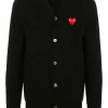 Comme Des Garçons Play Cardigan à Logo Brodé NERO 2 Comme Des Garçons Play Cardigan à Logo Brodé NERO -Comme Des Garçons Play Soldes Boutique 14943869 26151980 600