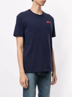 Comme Des Garçons Play T-shirt à Patch Logo NAVY -Comme Des Garçons Play Soldes Boutique 14944496 25317113 600
