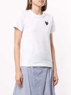 Comme Des Garçons Play T-shirt à Patch Logo Femme -Comme Des Garçons Play Soldes Boutique 14944936 26049539 600