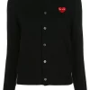 Comme Des Garçons Play Cardigan à Patch Logo Femme 1 Comme Des Garçons Play Cardigan à Patch Logo Femme -Comme Des Garçons Play Soldes Boutique 14988496 24995344 600