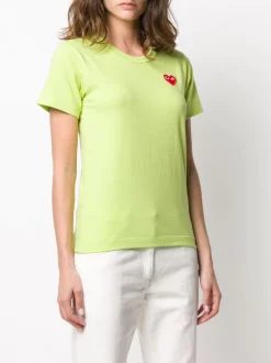 Comme Des Garçons Play 2 GREEN T-shirt à Patch Brodé Femme -Comme Des Garçons Play Soldes Boutique 15193177 26226942 600