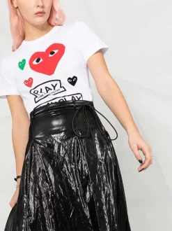 Comme Des Garçons Play 1 T-shirt Imprimé à Manches Courtes Femme -Comme Des Garçons Play Soldes Boutique 16050435 a54c3531 f783 4e68 a5c8 1fda3e68e16a 600