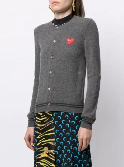 Comme Des Garçons Play Cardigan à Logo Brodé 3 -Comme Des Garçons Play Soldes Boutique 16401744 31797741 600