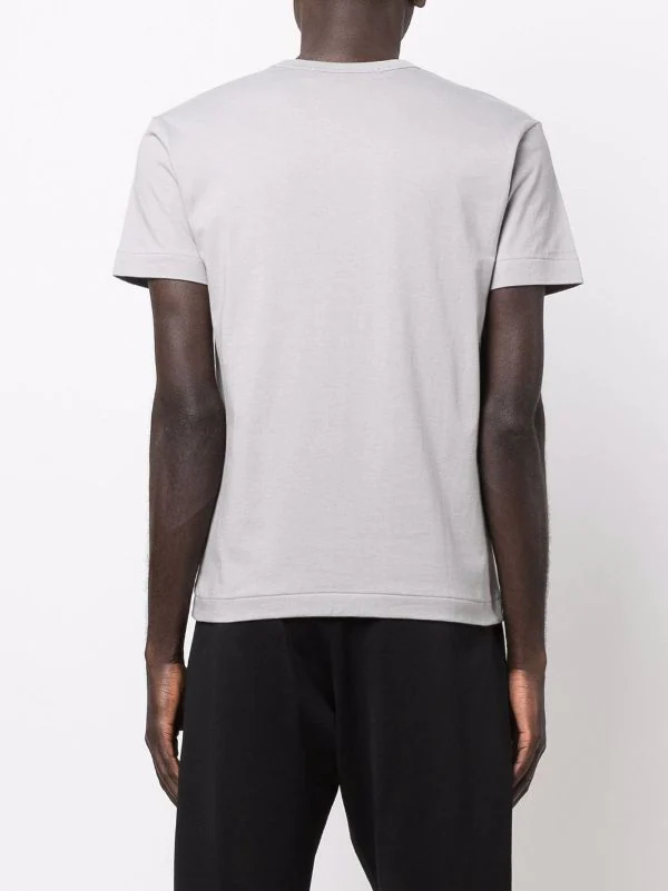 ( Nouvelle Collection ) Comme Des Garçons Play T-shirt à Patch Logo 3 GREY 6 ( Nouvelle Collection ) Comme Des Garçons Play T-shirt à Patch Logo 3 GREY – Image 4